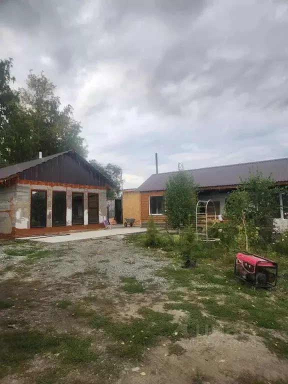 Коттедж в Хакасия, Саяногорск Саяногорск городской округ, ул. ... - Фото 1