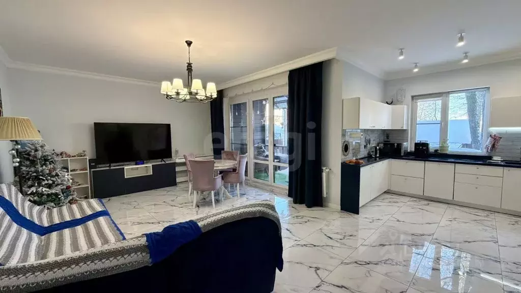 Таунхаус в Москва пос. Газопровод, ул. 1-я Лесные Поляны, 14/7 (287 м) - Фото 1