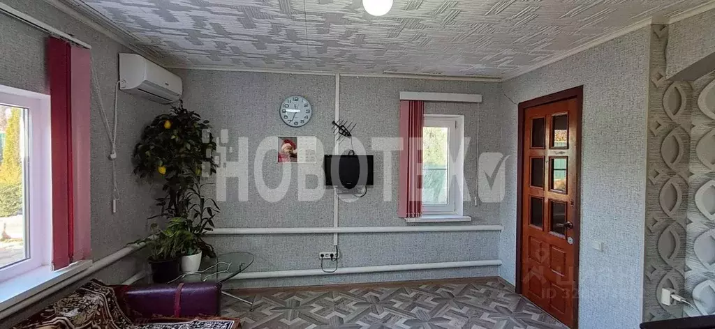 Дом в Краснодарский край, Каневская ст-ца ул. Заречная, 15 (80 м) - Фото 1