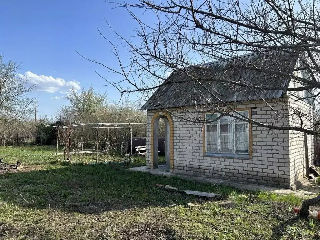Дом в Саратовская область, Балаково Имени П.А. Столыпина СНТ,  (16 м) - Фото 0