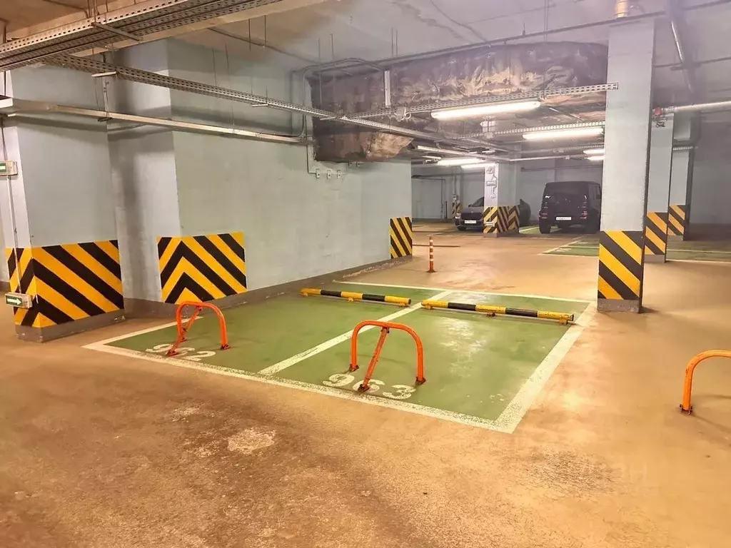 Гараж в Москва Мосфильмовская ул., 88к2с5 (16 м) - Фото 0