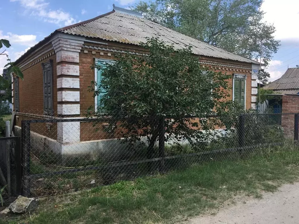 Дом в Ростовская область, Азовский район, Елизаветинское с/пос, Дугино ... - Фото 1