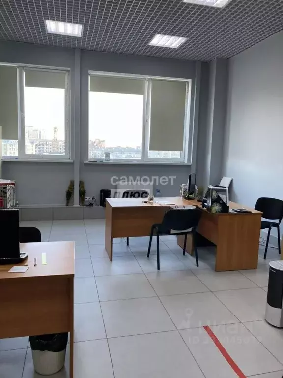 Офис в Воронежская область, Воронеж ул. Фридриха Энгельса, 64а (55 м) - Фото 1