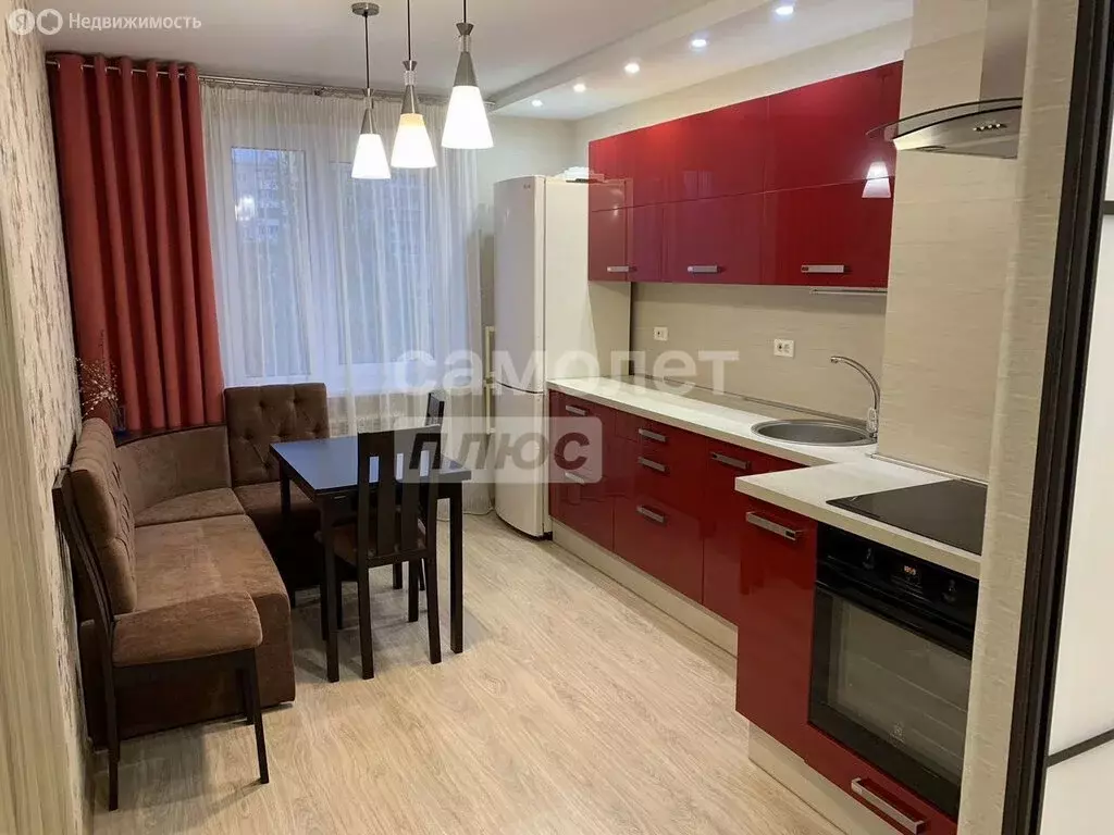 3-комнатная квартира: Златоуст, улица имени М.С. Урицкого, 33 (62 м) - Фото 1