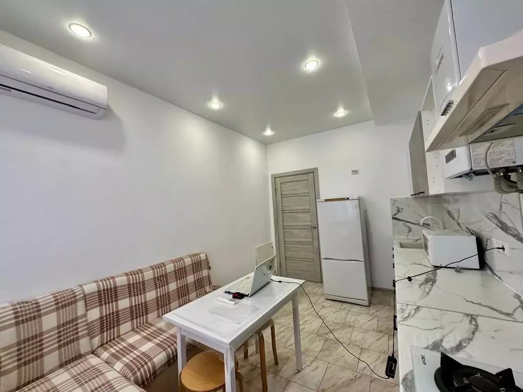 1-к кв. Краснодарский край, Горячий Ключ ул. Кучерявого, 50Б (47.0 м) - Фото 1