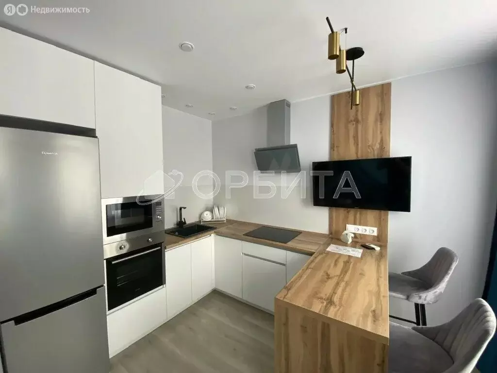 1-комнатная квартира: Тюмень, улица Андрея Кореневского, 11 (36 м) - Фото 1