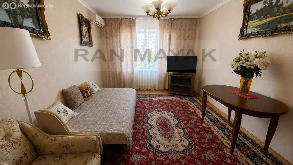 3-комнатная квартира: Майкоп, улица 12 Марта, 150к2 (62.9 м) - Фото 1