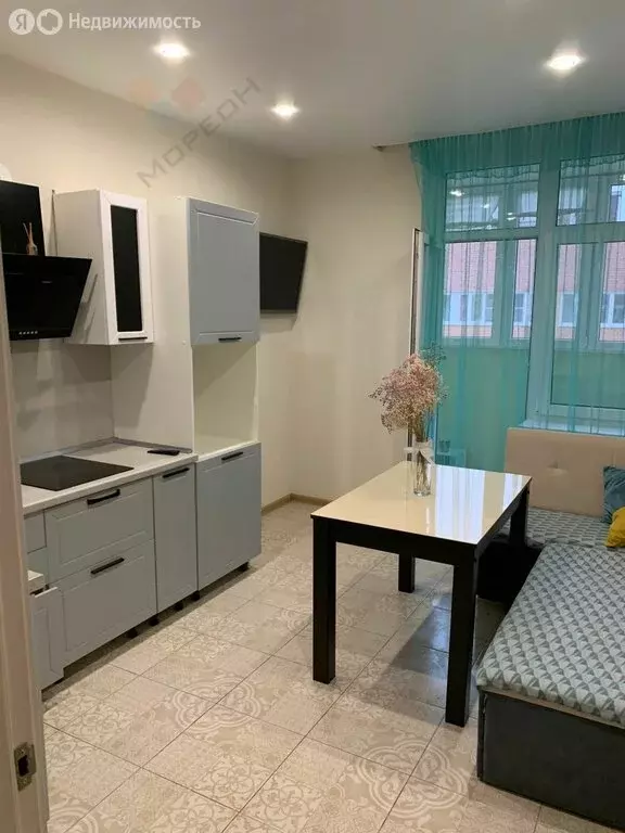 1-комнатная квартира: Краснодар, улица им. Героя Яцкова И.В., 17к1 ... - Фото 0