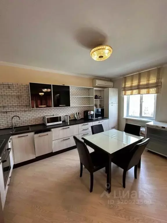 2-к кв. Саратовская область, Саратов Соколовая ул., 10/16 (88.0 м) - Фото 1