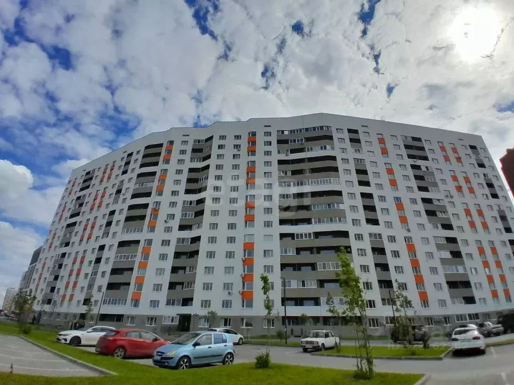 Студия Тюменская область, Тюмень ул. Новоселов, 113 (17.8 м) - Фото 0