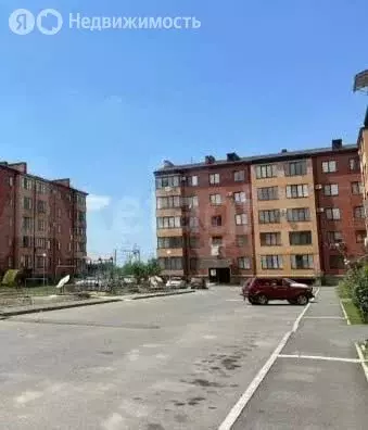 3-комнатная квартира: Владикавказ, Весенняя улица, 39А (78 м) - Фото 1