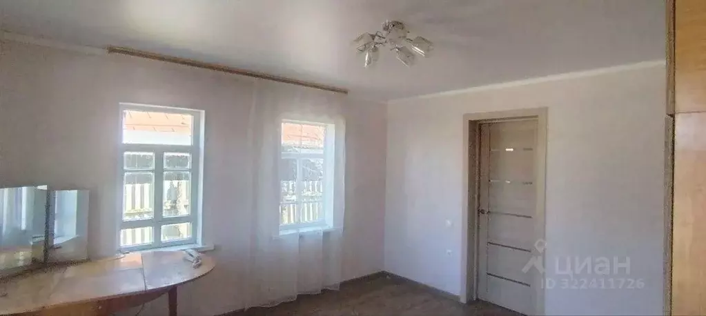 Дом в Краснодарский край, Лабинский район, Владимирская ст-ца ул. ... - Фото 1