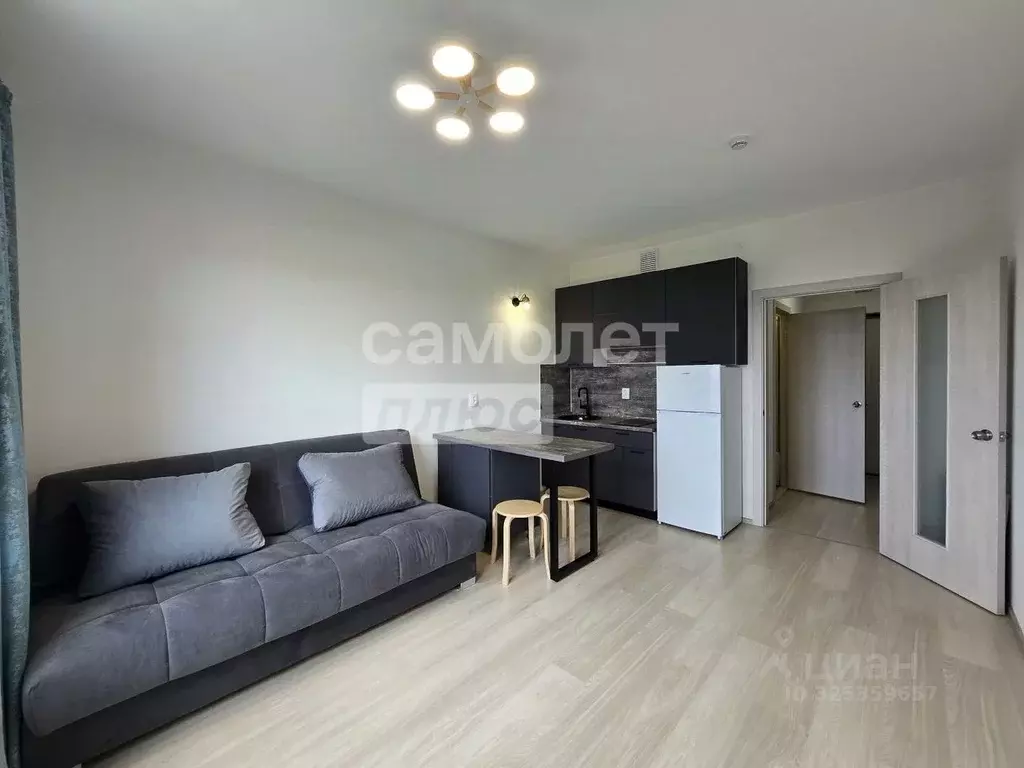 Студия Свердловская область, Екатеринбург ул. Зеленый Остров, 12 (22.0 ... - Фото 1