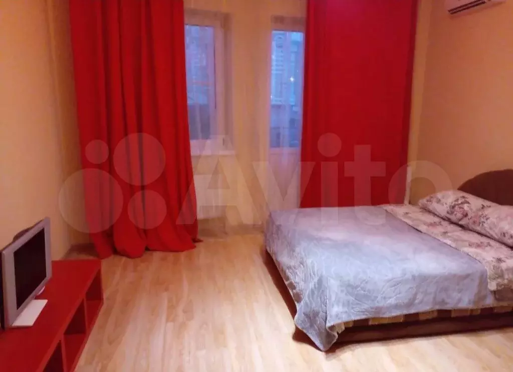 1-к. квартира, 45 м, 7/16 эт. - Фото 1