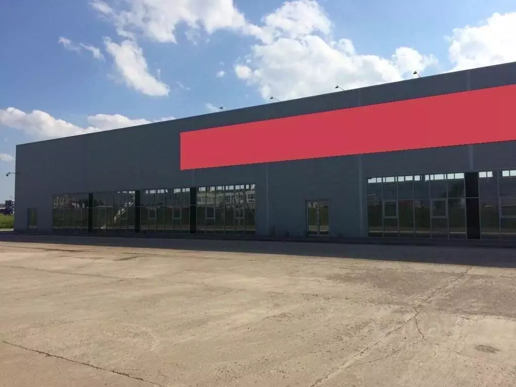 Помещение свободного назначения в Татарстан, Набережные Челны тракт ... - Фото 1