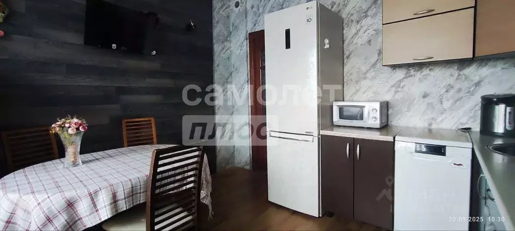 3-к кв. Ханты-Мансийский АО, Сургут Пролетарский просп., 3/1 (68.5 м) - Фото 2