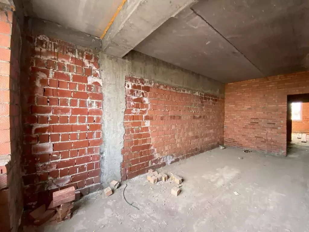 2-к кв. Северная Осетия, Владикавказ ул. Хадарцева, 41 (78.4 м) - Фото 1