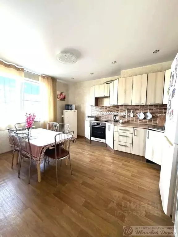 3-к кв. Самарская область, Самара ул. Врубеля, 17 (100.0 м) - Фото 2