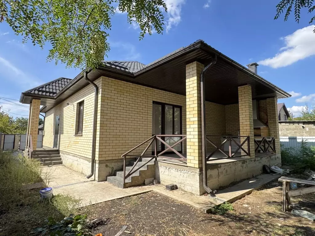 Коттедж в Краснодарский край, Динской район, с. Красносельское ул. ... - Фото 1