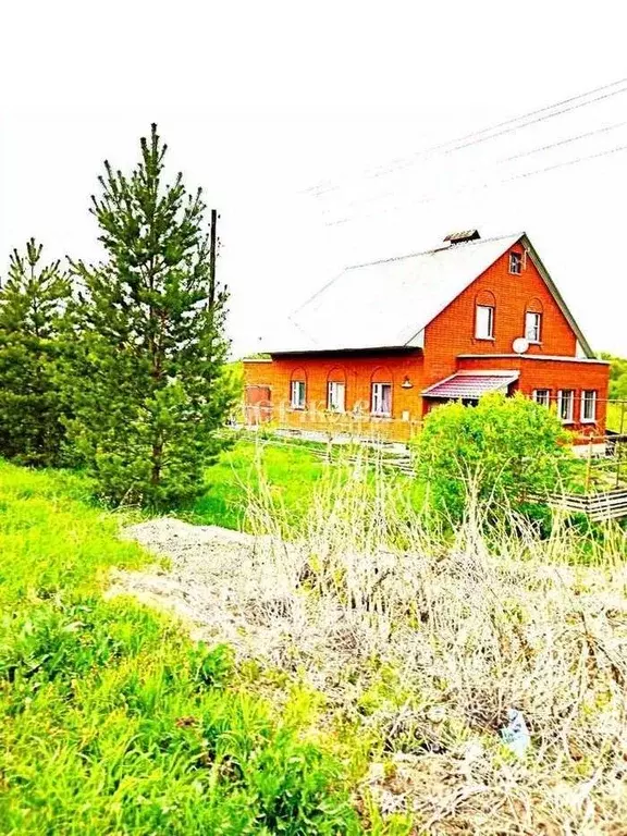 Дом в Белгородская область, Старооскольский городской округ, с. ... - Фото 0