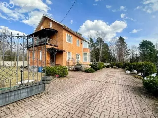 Дом в Карабихское сельское поселение, село Введенье, Береговая улица ... - Фото 0