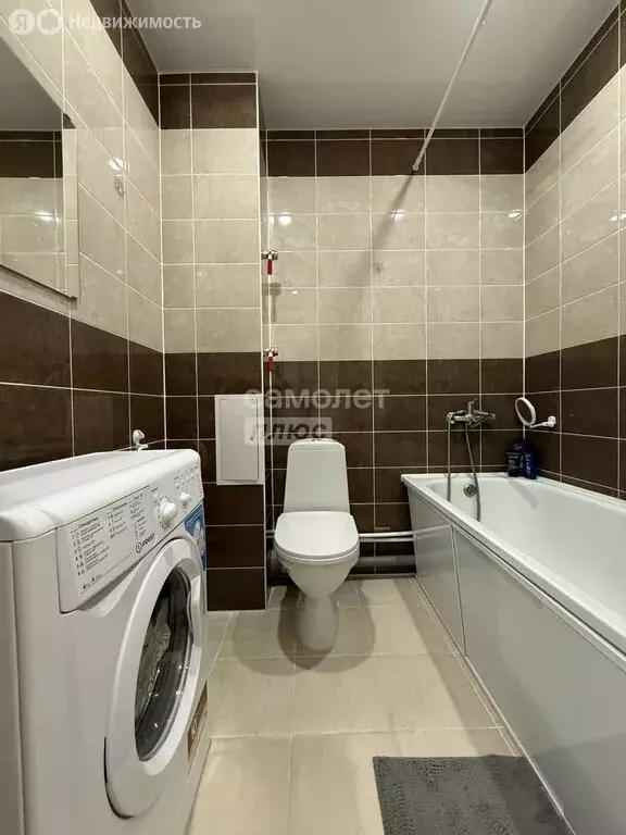 1-комнатная квартира: Волгоград, улица Быстрова, 100 (26 м) - Фото 1