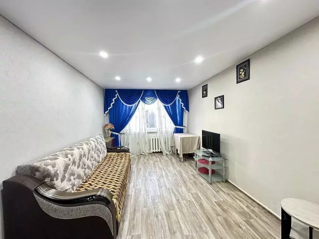2-к кв. Татарстан, Нижнекамск просп. Химиков, 46Б (48.0 м) - Фото 0