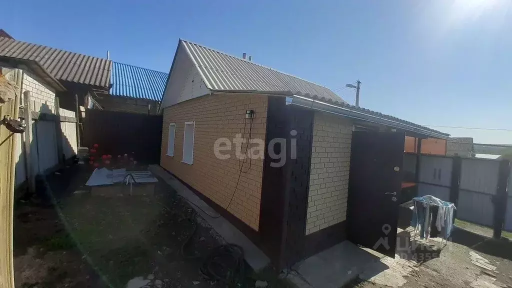 Дом в Белгородская область, Короча городское поселение, с. Пушкарное . - Фото 1