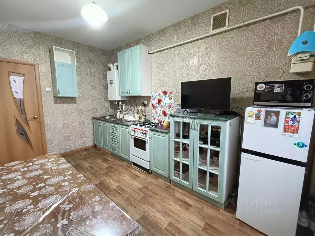 1-к кв. Воронежская область, Семилуки ул. 25 лет Октября, 122 (37.4 м) - Фото 0