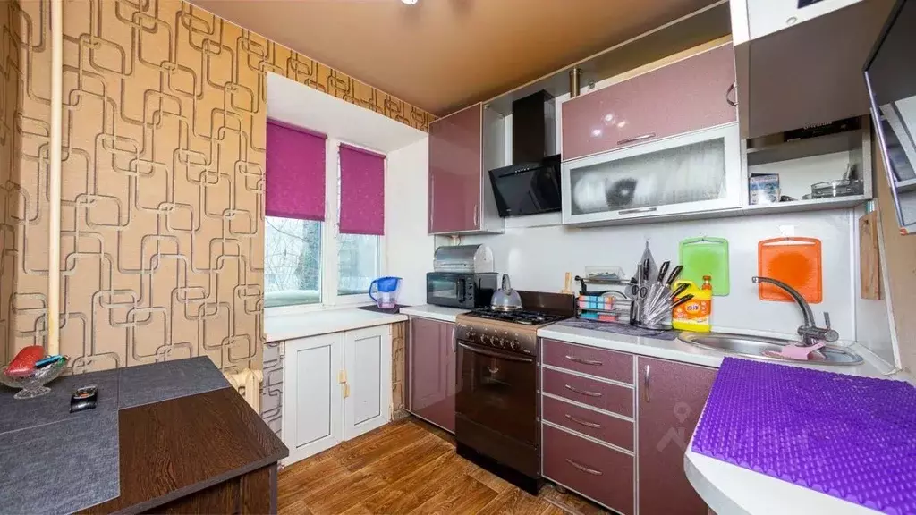 4-к кв. Хабаровский край, Комсомольск-на-Амуре ул. Аллея Труда, 60к2 ... - Фото 0