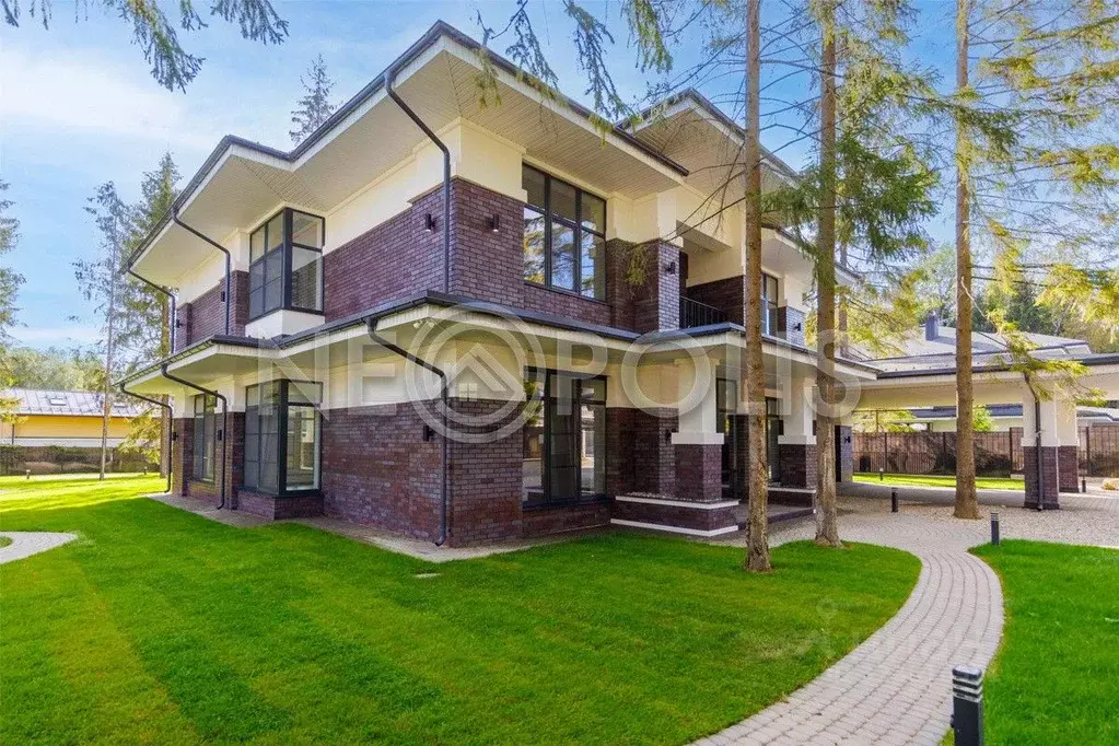Коттедж в Москва Ваутутинки клп,  (404 м) - Фото 1