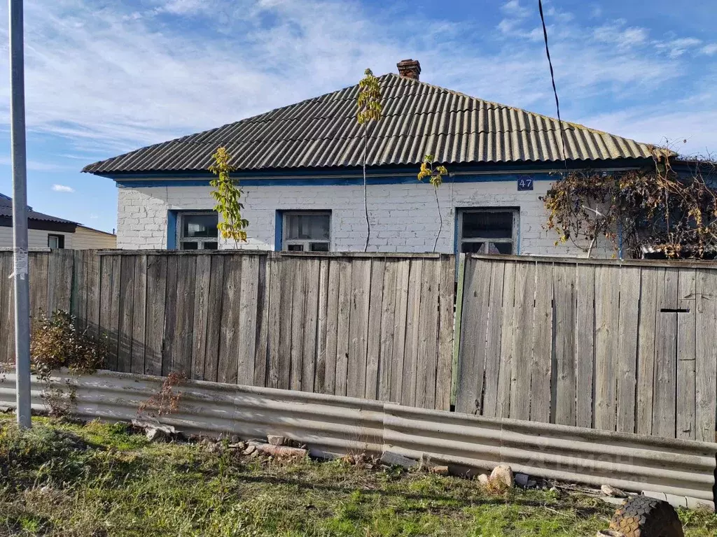 Дом в Волгоградская область, Михайловка Новостройка мкр, ул. Гайдара, ... - Фото 1