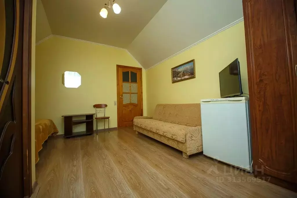 Комната Краснодарский край, Геленджик Изумрудная ул., 24 - Фото 1