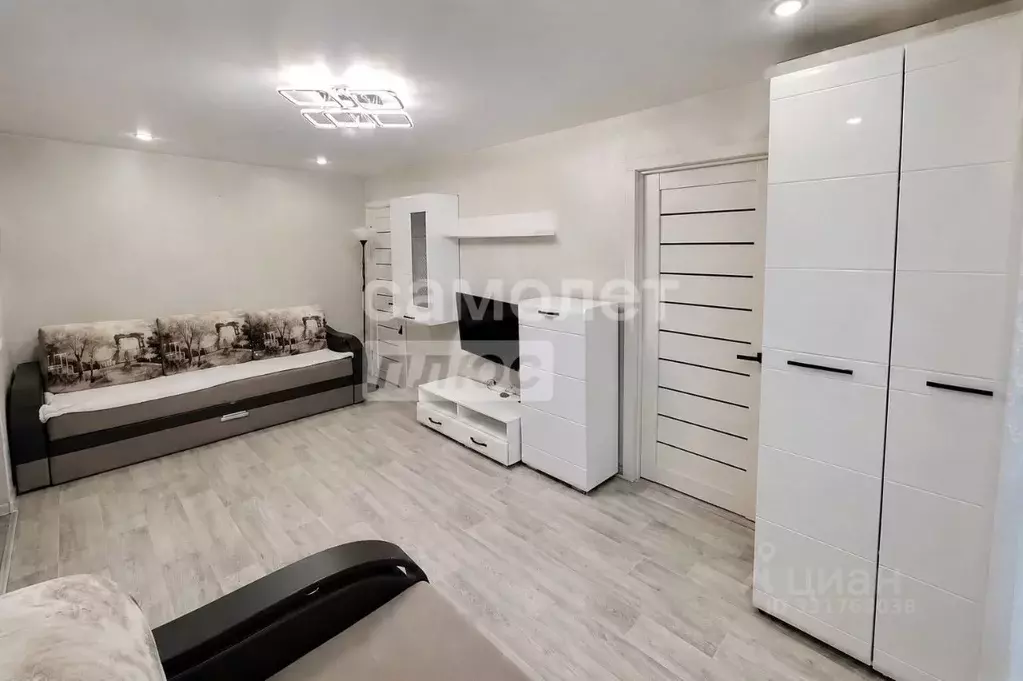 2-к кв. Пермский край, Пермь ул. Крисанова, 18А (41.2 м) - Фото 2