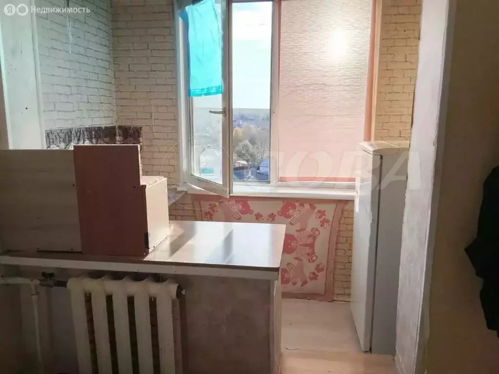 1-комнатная квартира: Тюмень, улица Бабарынка, 16Б (12.9 м) - Фото 2
