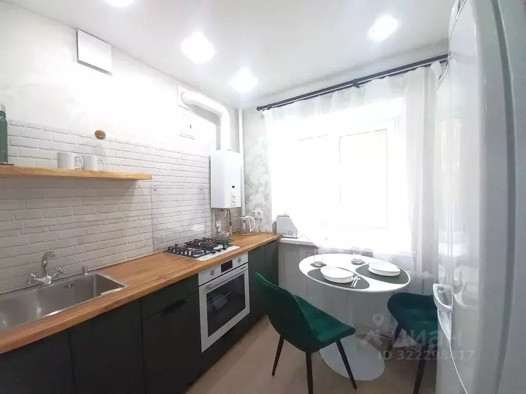 1-к кв. Коми, Ухта просп. Ленина, 33 (30.0 м) - Фото 1