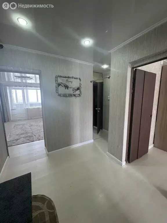 3-комнатная квартира: Ясный, Юбилейная улица, 7 (60 м) - Фото 0