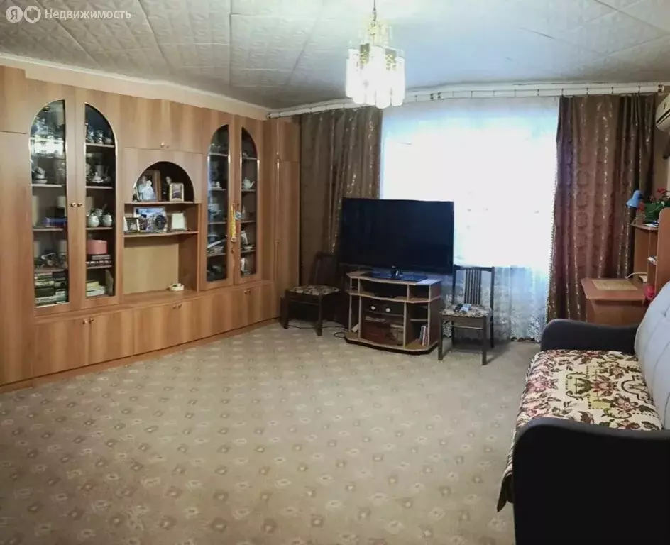 1-комнатная квартира: Суровикино, 1-й микрорайон, 29 (39.6 м) - Фото 1