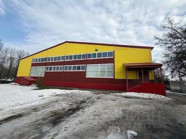 Торговая площадь в Ленинградская область, Волхов ул. Красных ... - Фото 1