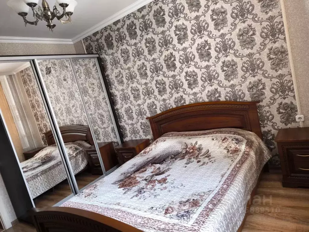 2-к кв. Ставропольский край, Кисловодск ул. Горького, 6 (50.0 м) - Фото 0