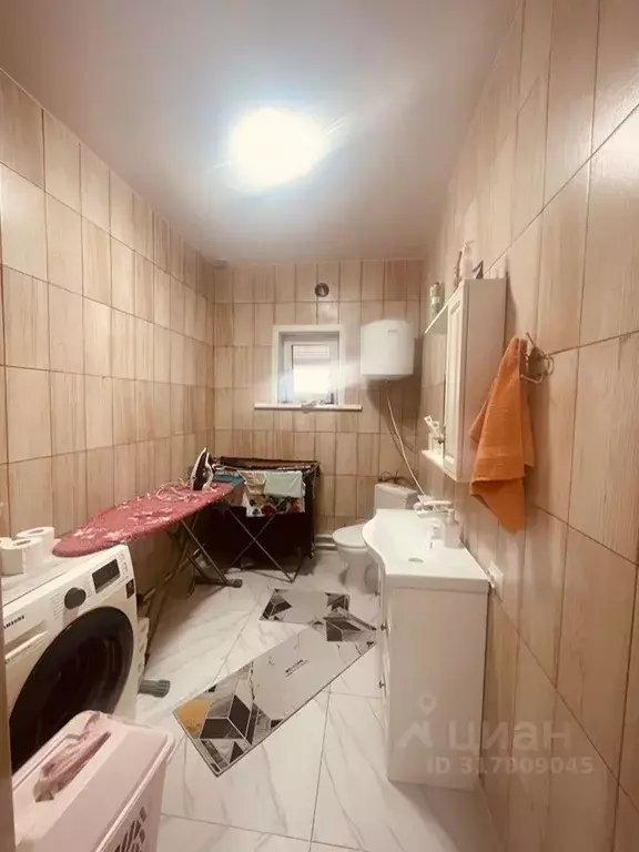 Коттедж в Свердловская область, Первоуральск Весенняя ул. (190 м) - Фото 0
