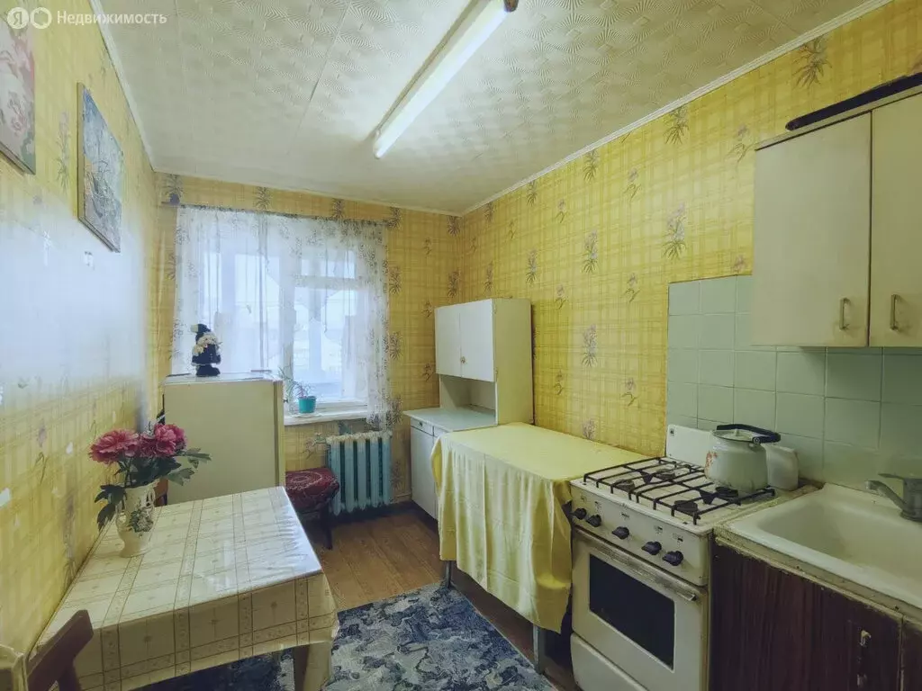 2-комнатная квартира: село Белогостицы, 11 (50 м) - Фото 1
