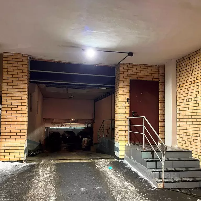 Гараж в Москва ул. Госпитальный Вал, 5С8 (15 м) - Фото 1