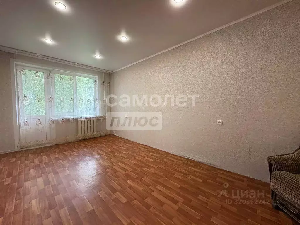 1-к кв. Брянская область, Брянск проезд Федюнинского, 8 (31.6 м) - Фото 1