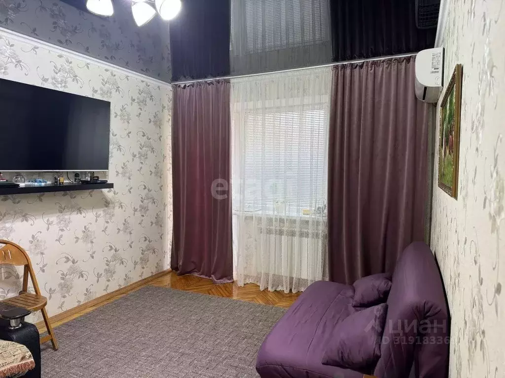 1-к кв. Адыгея, Майкоп Краснооктябрьская ул., 4 (32.0 м) - Фото 0