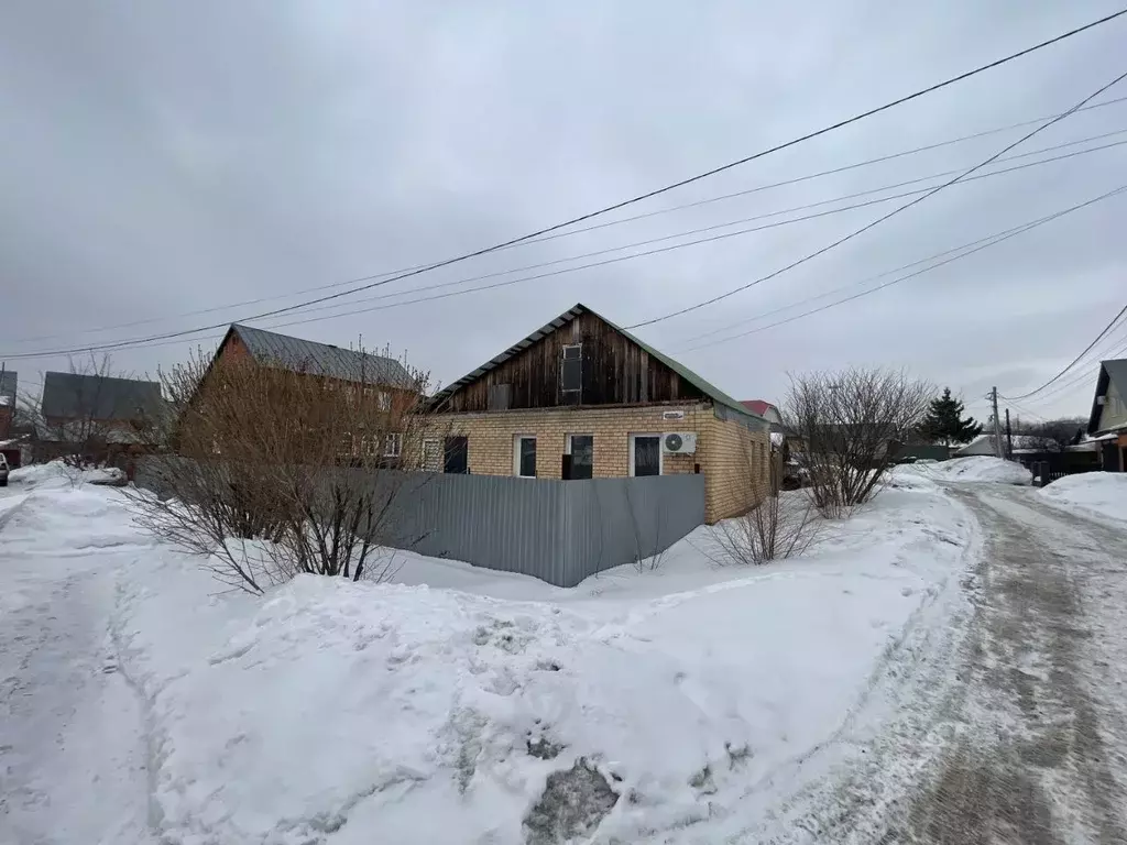 Дом в Оренбургская область, Оренбург проезд 3-й Совхозный, 20 (70 м) - Фото 1