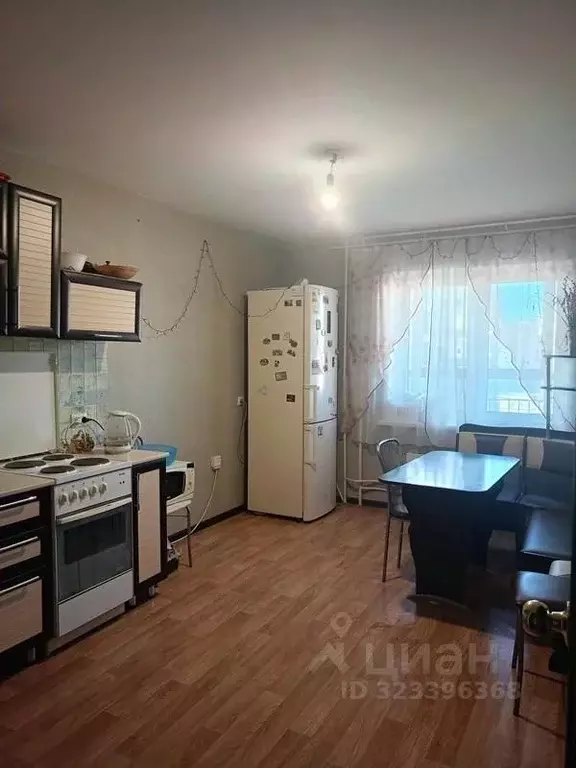 3-к кв. Красноярский край, Красноярск ул. Чернышевского, 75 (83.5 м) - Фото 2