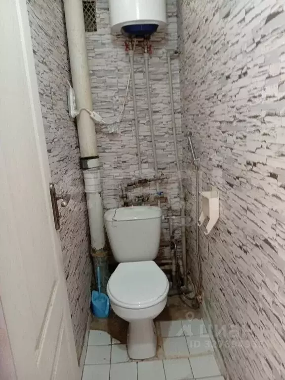 2-к кв. Крым, Евпатория городской округ, Мирный пгт ул. Сырникова, 18 ... - Фото 1