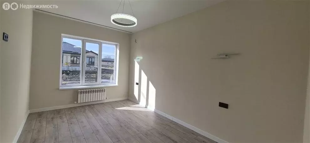 Дом в Михайловск, улица Дмитрия Подопригора (100 м) - Фото 1