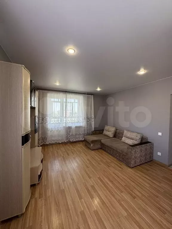 1-к. квартира, 38 м, 6/9 эт. - Фото 1